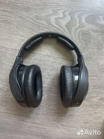 Беспроводные наушники Sennheiser HDR 165 Черный