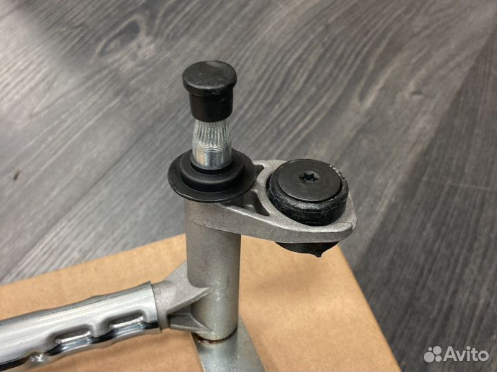 Трапеция стеклоочистителя Volkswagen Golf Jetta