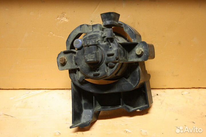 Фара противотуманная правая nissan qashqai J10 200