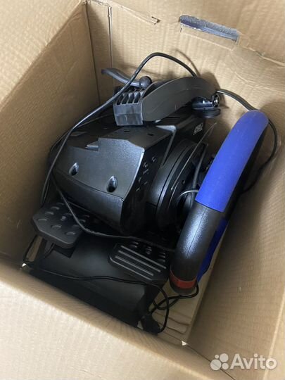 Руль ThrustMaster T150 Force Feedback черный