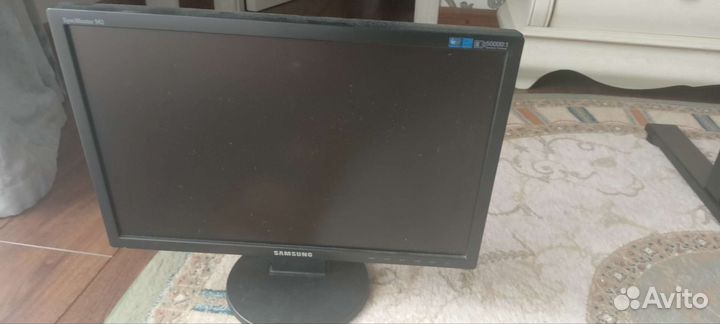 Монитор Samsung