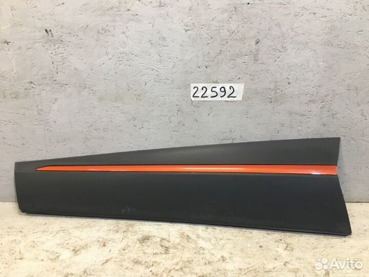Молдинг двери передний левый Renault Kaptur