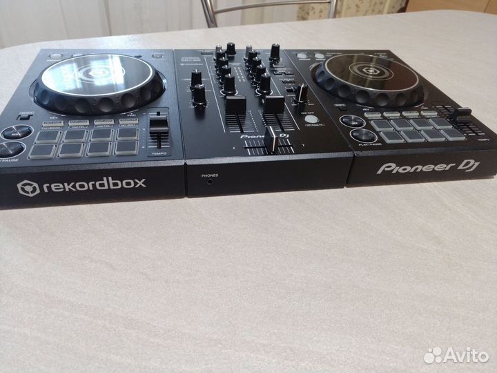 Dj контролёр Pioneer DDJ-400