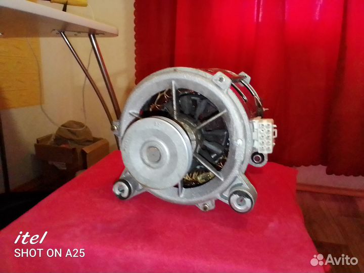 Двигатель на стиральную машину Ардо