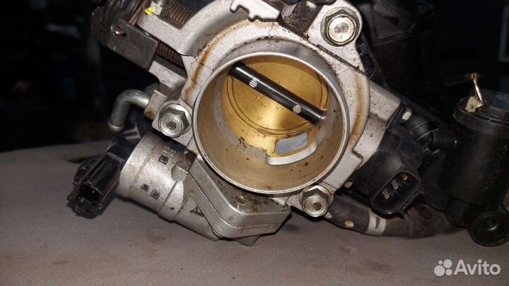 Впускной коллектор с дроселем Mazda 3 BK 1.6