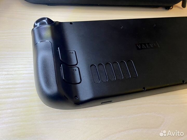 Игровая приставка Steam Deck. Обмен/продажа