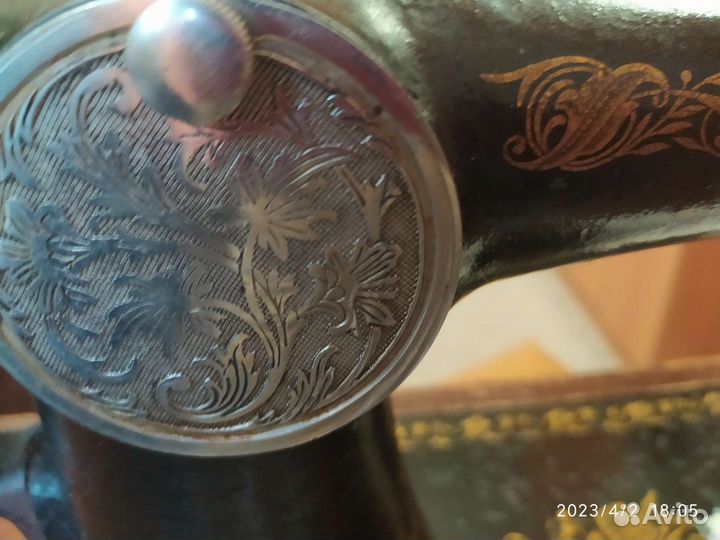 Швейная машинка старинная