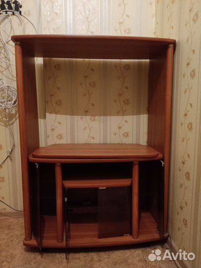 Тумба под телевизор