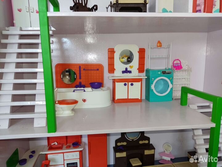 Домик кукольный