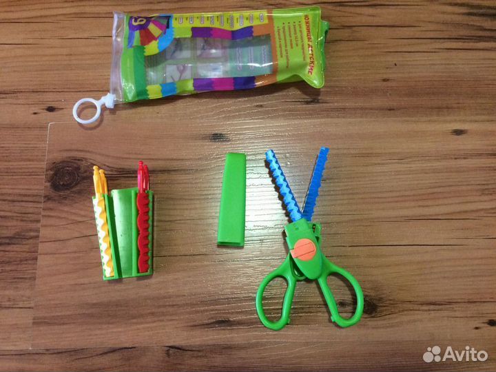 Ножницы для фигурной резки бумаги