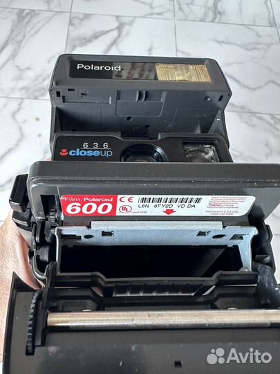 Фотоаппарат моментальный polaroid