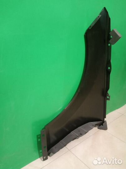 Крыло переднее правое Mercedes-Benz C-class W204