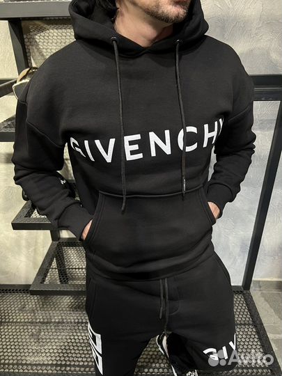 Спортивный костюм на флисе мужской