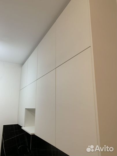 Кухня в студию до потолка ксп:40758