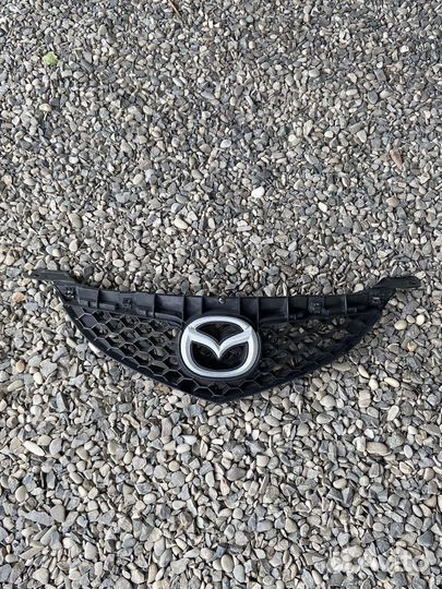 Решетка радиатора Mazda 3bk
