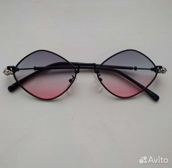 Солнцезащитные очки женские