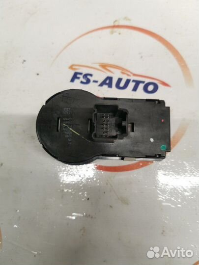 Блок управления светом Opel Astra J хетчбэк 1.6