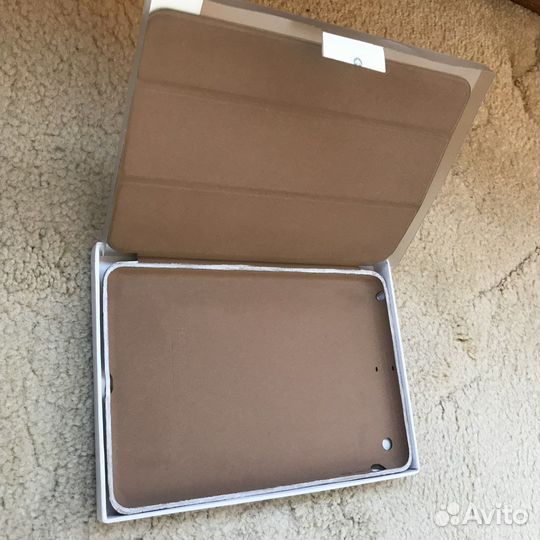 Чехлы для iPad mini 2/3