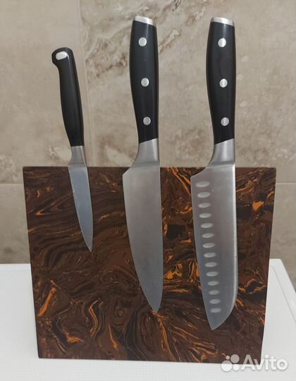 Магнитная доска-подставка из камня для ножей