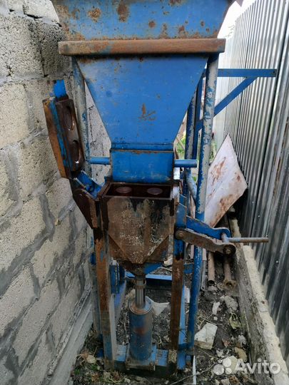 Станок для лего кирпича гидравлический