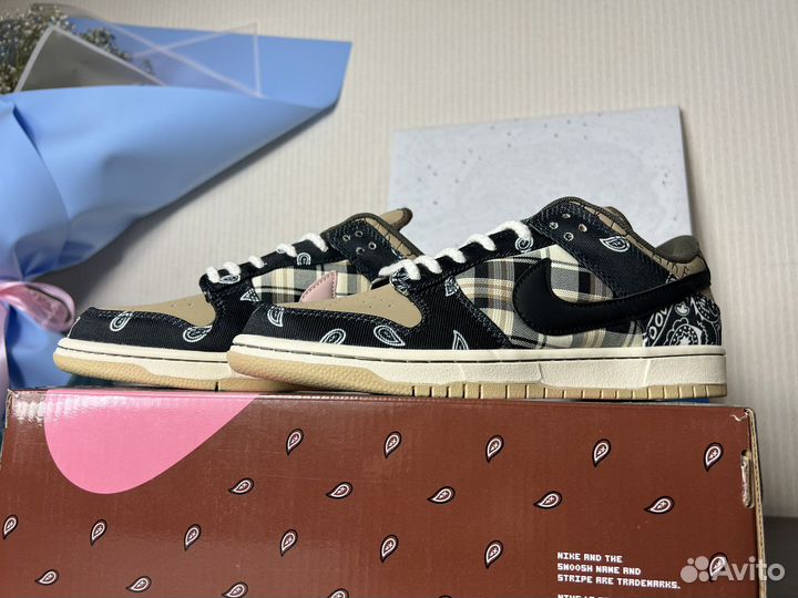 Кроссовки Nike Sb Dunk Low travis scott