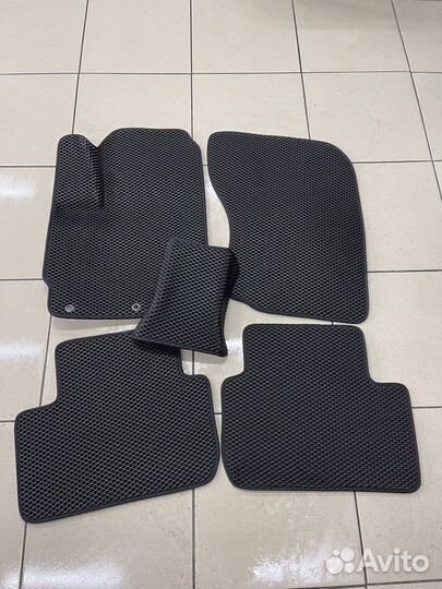 Автоковрики EVA Mitsubishi Outlander 2012-2021)