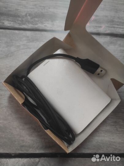 Пауэрбанк iconBit, рабочий, кабель type A