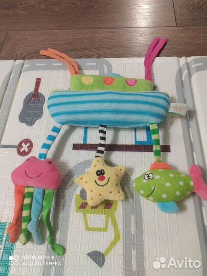 Подвеска на кроватку или коляску