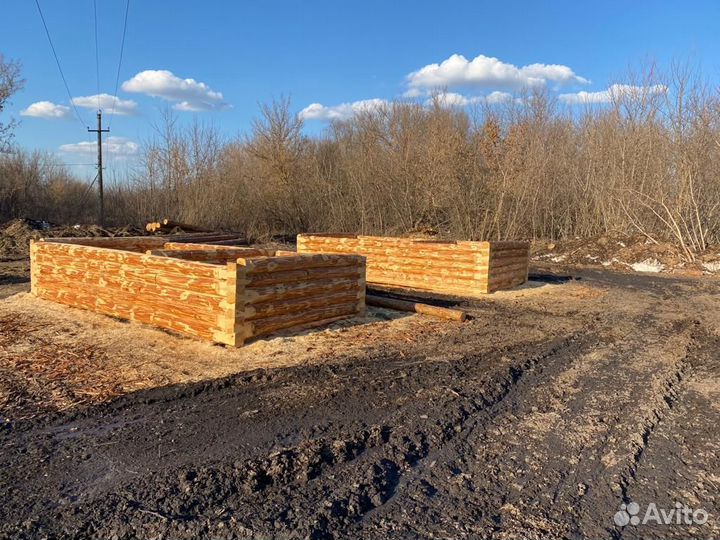 Срубы из зимнего леса баня