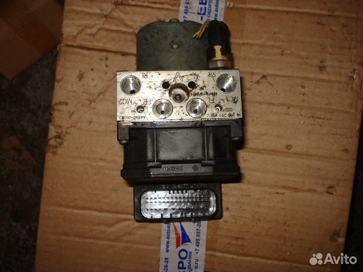 Блок абс 44050-05063 Toyota Avensis T25