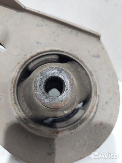 Рычаг подвески передний Chevrolet Lacetti седан