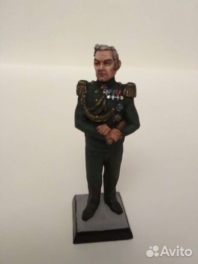 Солдатики оловянные, разная роспись