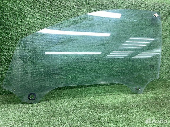 Стекло двери переднее левое Renault Laguna 3