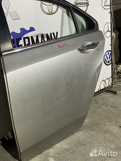 Задняя левая дверь Honda Accord 8