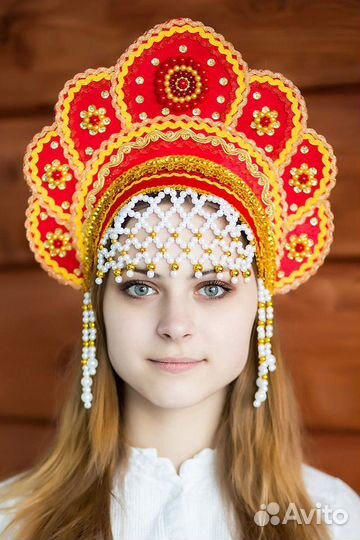 Аренда кокошника, папахи, тюбетейки