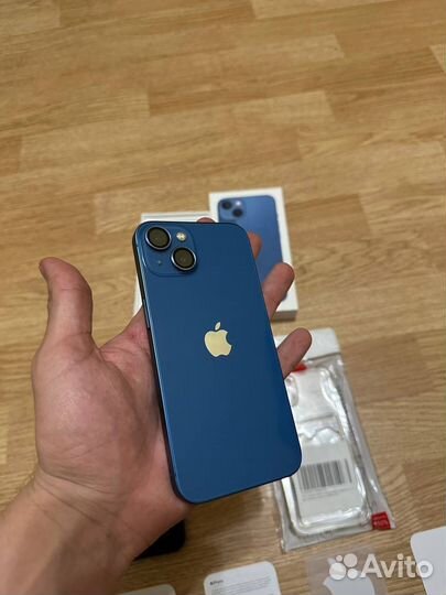 iPhone 13, 256 ГБ
