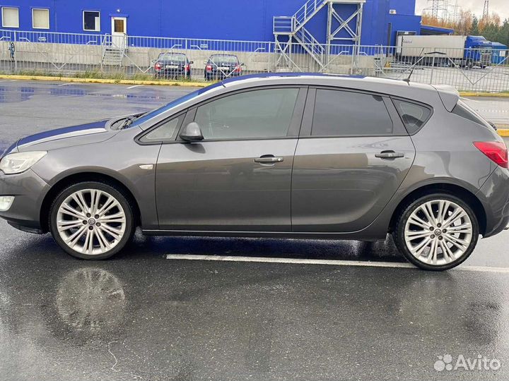 Opel Astra 1.4 AT, 2012, 230 400 км