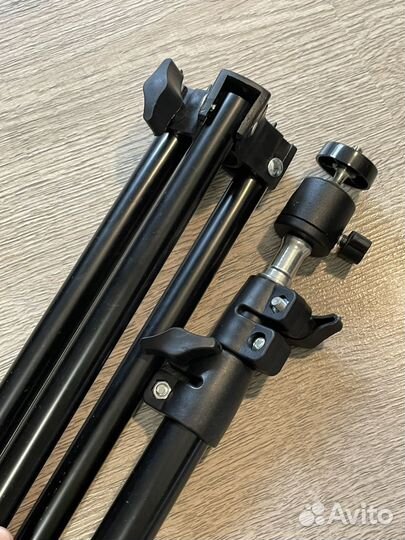 Кольцевая лампа со штативом