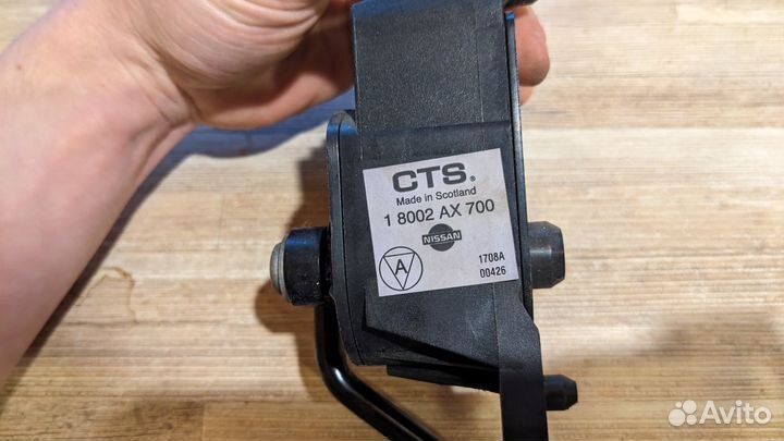 Педаль акселератора Micra Tiida Note