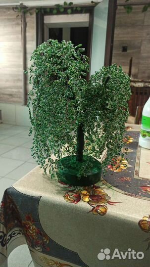 Искусственная сакура из бисера