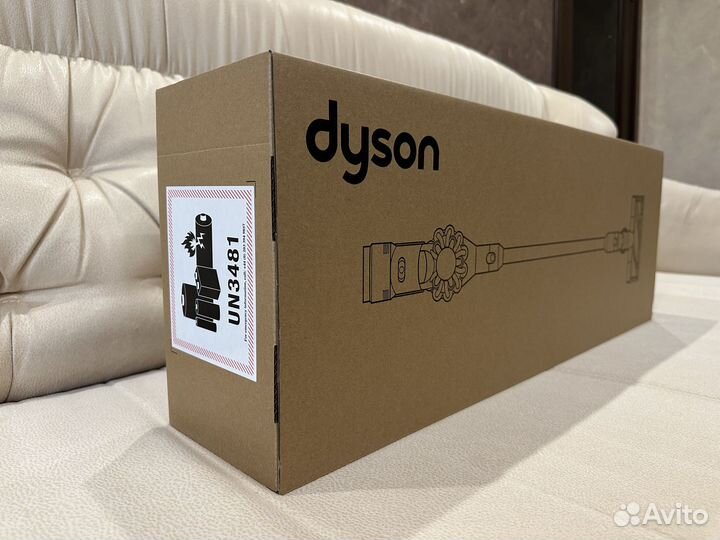 Пылесосы Dyson V8 Absolute - Новые