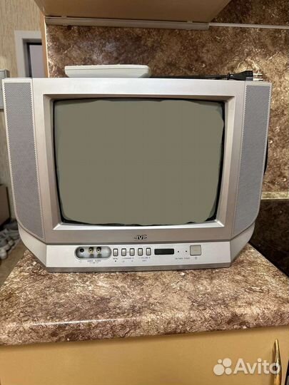 Телевизор б/у JVC