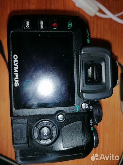 Зеркальный фотоаппарат olympus