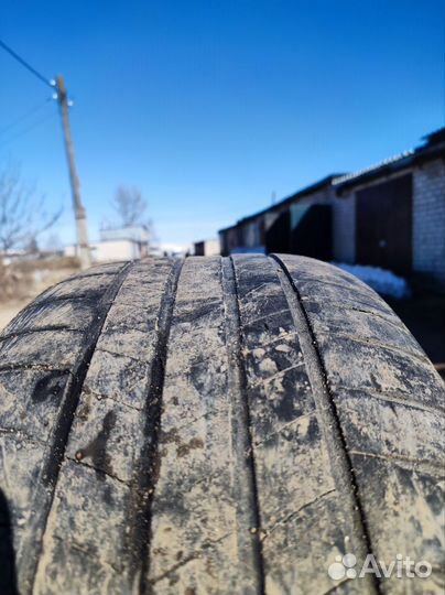 Bridgestone Turanza T005 215/60 R16 95V