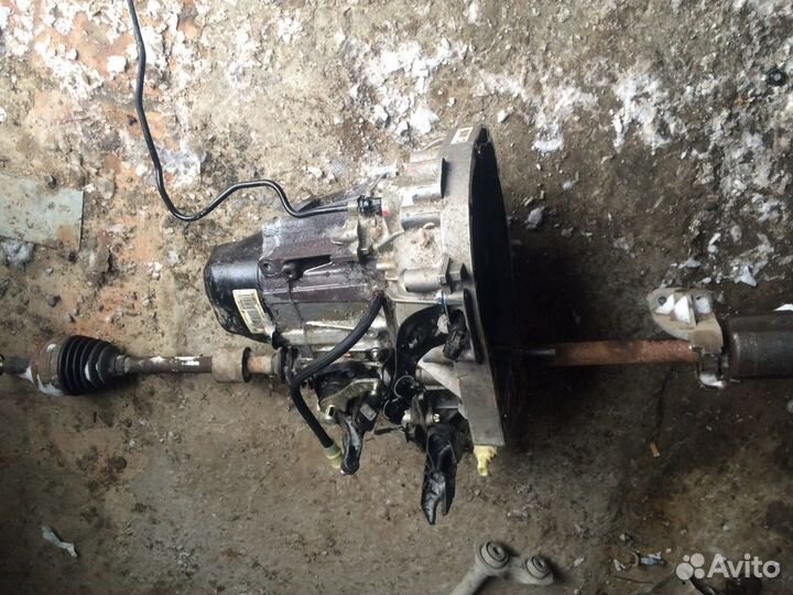 МКПП с приводами на Рено Дастер 1.6 л