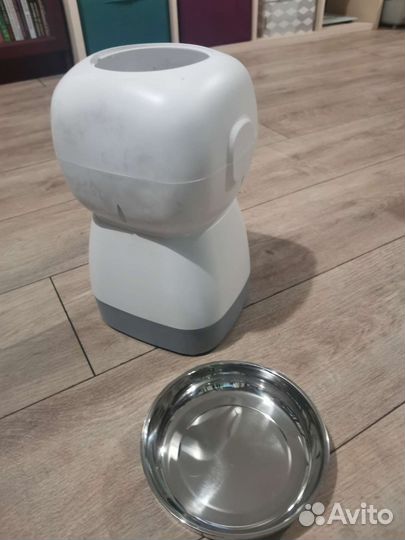 Автокормушка для кошек, объем 3,5 л