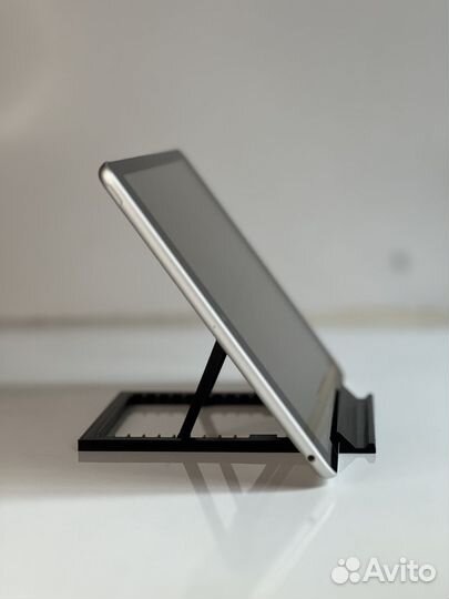 Подставка под планшет/ноутбук/телефон