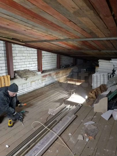 Гараж, > 30 м²