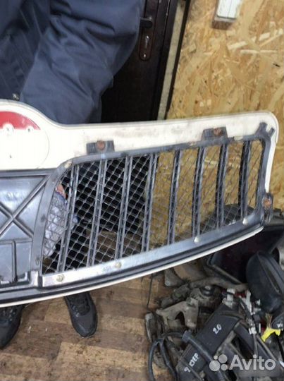 Решетка радиатора Brilliance M2