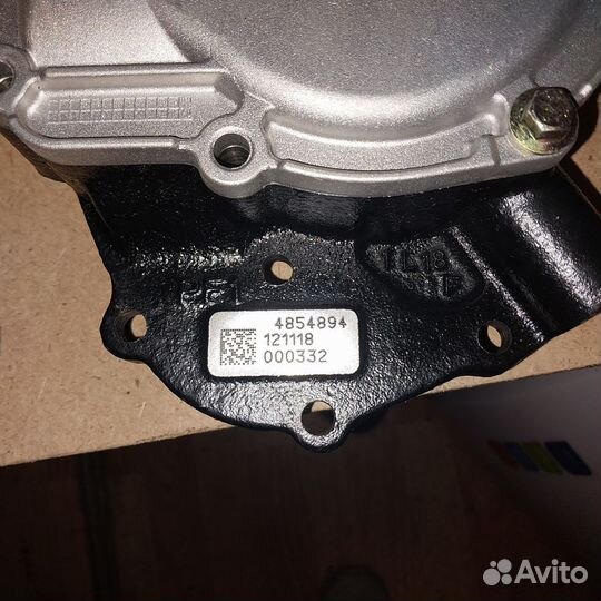 Водяной насос помпа Perkins